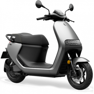 E250S-Silver-with-black-seat-Side-view